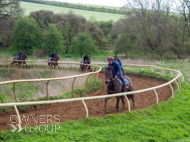 EL160424-49 - Emma Lavelle stable visit